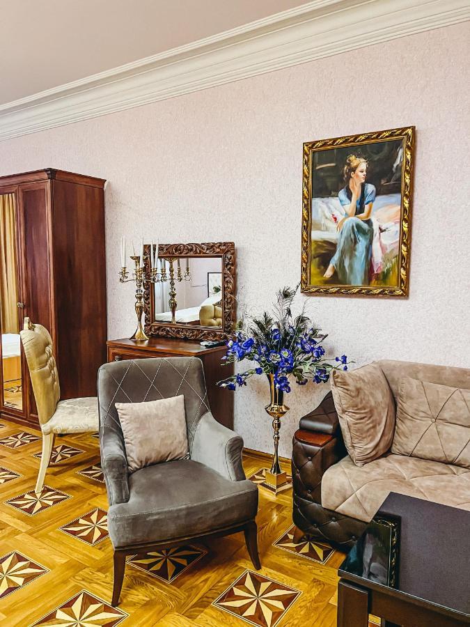 יירבאן Castle Family Hotel מראה חיצוני תמונה